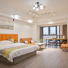 漫馨轻奢公寓(泉州浦西万达广场店)