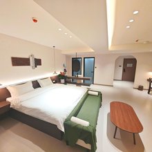 莱纳酒店