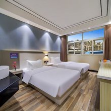 美·时光酒店(新郑宝相寺升达经贸管理学院店)
