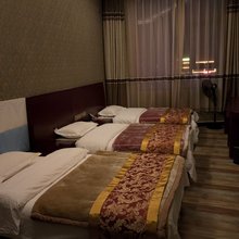 喇嘛若阁酒店