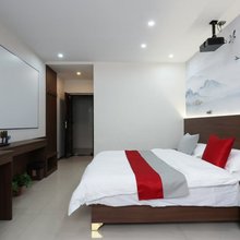 糖糖民宿(运城豪德光彩贸易广场店)