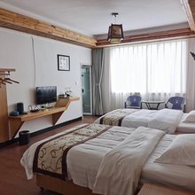 鲜美居民宿(贺州第二高级中学店)
