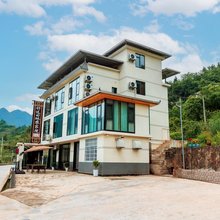 鹤峰舒远田地民宿