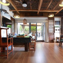 里仁巷酒店(重庆石桥铺陈家坪地铁站店)
