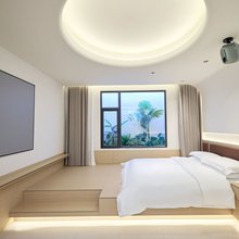 六月高科酒店