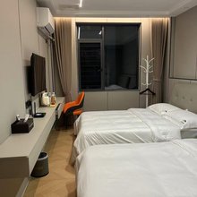 一佳大酒店(泸溪县汽车站店)