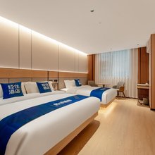 轻住酒店(虚拟现实产业园科苑经七路地铁站店)