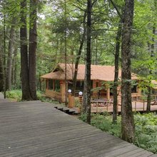 五营国家森林公园绿野仙居度假村(五营红松林海景区店)