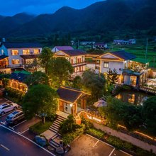 清溪山房民宿(画里小河网红叠水坝店)