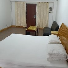 雅廷公寓(河源万绿商业广场店)