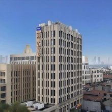 雅斯特酒店(武汉黄鹤楼音乐学院店)