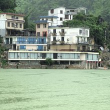 凌云县浩坤湖望湖民宿