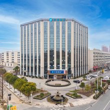 汉庭酒店(武汉东西湖食品工业园店)