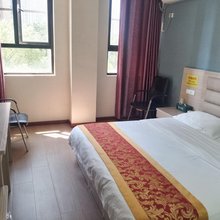 云栖酒店(武汉杨汊湖地铁站店)