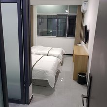 鸿文宾馆(沂水许家湖镇人民政府店)