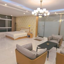 北岛假日酒店(社旗赵河公园店)