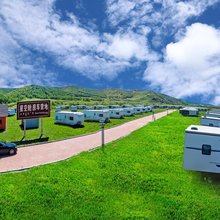 云牧星川草原星空舱房车民宿