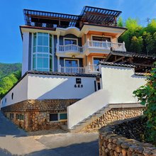 安吉巷屋里民宿(余村两山景区店)