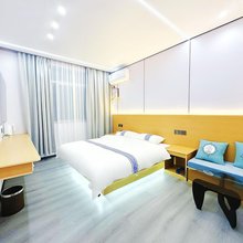 清雅民宿(龙岩动车站店)