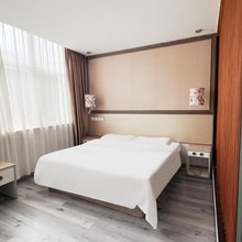 威海尚庭海快捷酒店(幸福门刘公岛旅游码头店)