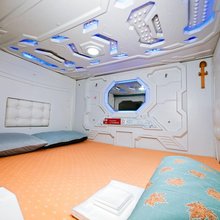 九州太空舱青年旅舍民宿(应天门地铁站店)