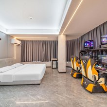 魔方时空电竞酒店(西崖底店)