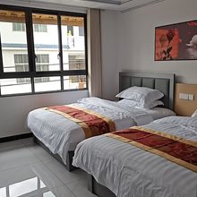龙浩民宿(旧州古镇店)