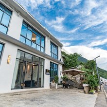 兴义栖闲民宿(万峰林景区店)