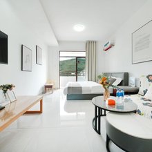 景洪江景时光美宿(告庄星光夜市店)