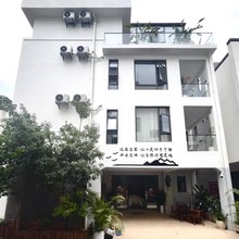 弥勒弥迪云阁民宿(湖泉生态园店)