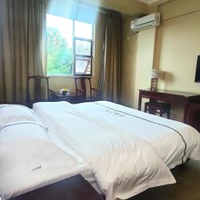 邛崃富宏大酒店(邛崃第一中学高铁站店)