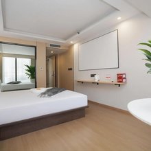 陆航酒店(贵阳北站梦想城店)