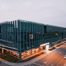 纳罗兰酒店(印象城金融中心店)
