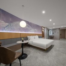 逸居·轻奢电竞酒店