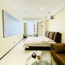 艺墅时光城市自助式民宿(长春钜城华億远大购物广场店)