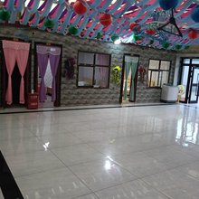 乌兰杰霞家庭公寓