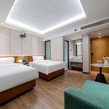 喜来顿酒店(大夫山森林公园店)