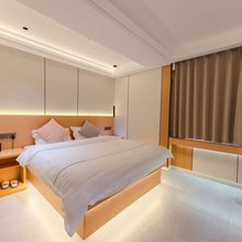 宜家智选酒店(望城新区农贸市场店)