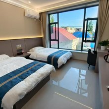 伊宁醒山·枕风眠庭院美宿(开发区店)