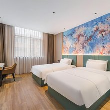 艺龙万国酒店(无锡荣巷地铁站梅园景区店)