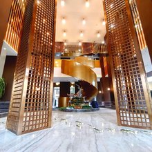 鸿湖国际大酒店