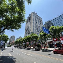 乐邦酒店(铜梁万达广场店)