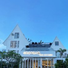 北海银滩刘先生遇范小姐度假民宿(国际客运港码头店)