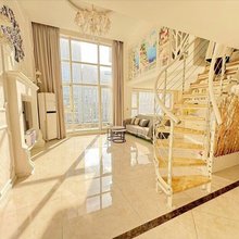 拾光民宿(威海高铁站韩乐坊店)
