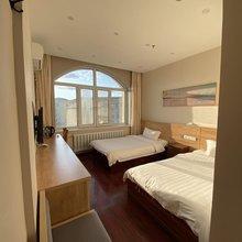 翠峦森工商务酒店