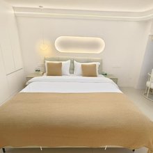重庆纽漫轻奢民宿(江北机场上湾路地铁站店)