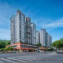 遵义云呈影视酒店(汇川区人民路店)