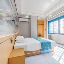 城市民宿(吾悦广场店)