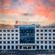 昭苏昭游苏享酒店(天马国际旅游文化广场店)