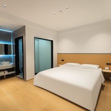 兴驰民宿(恩施火车站机场店)